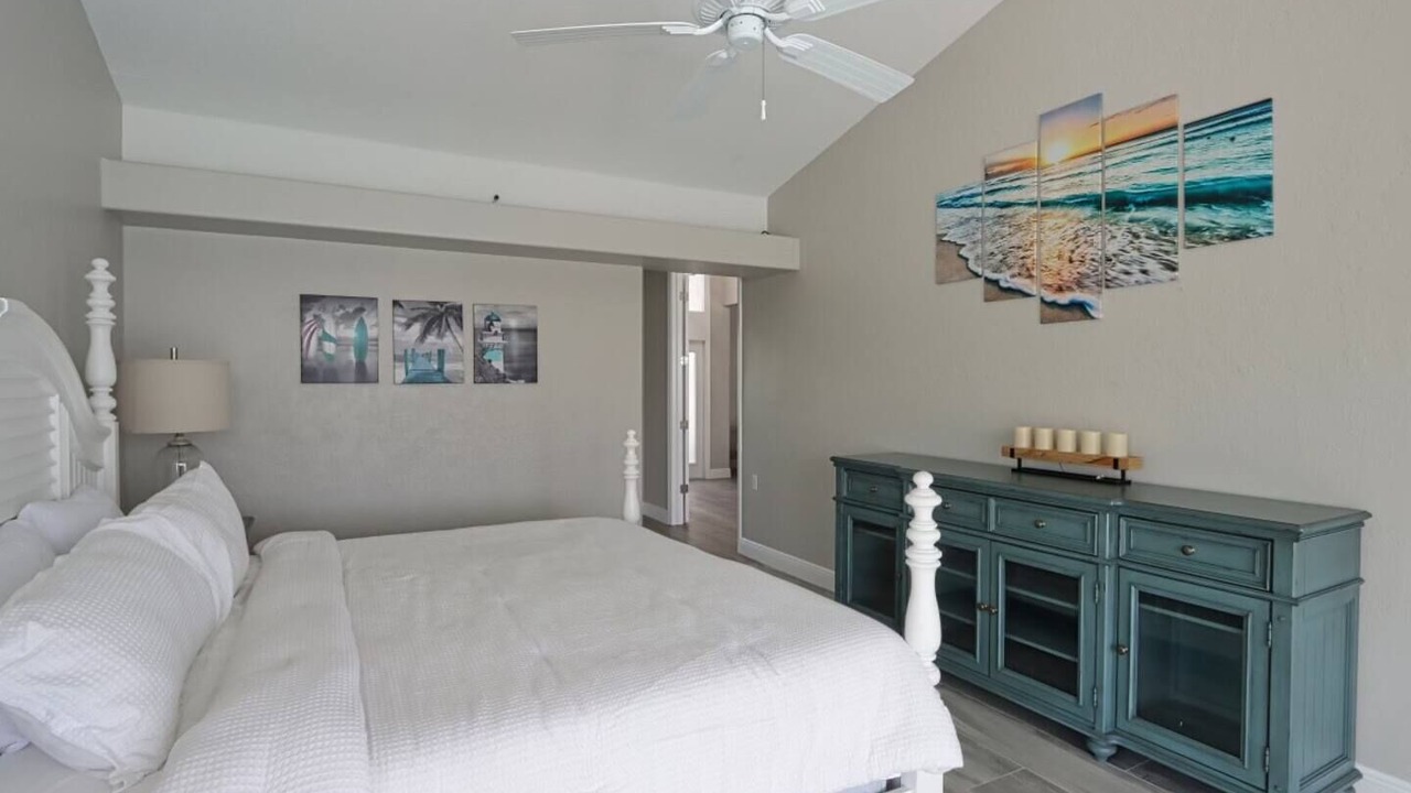 Photo of Bedroom in Fort Myers Shores