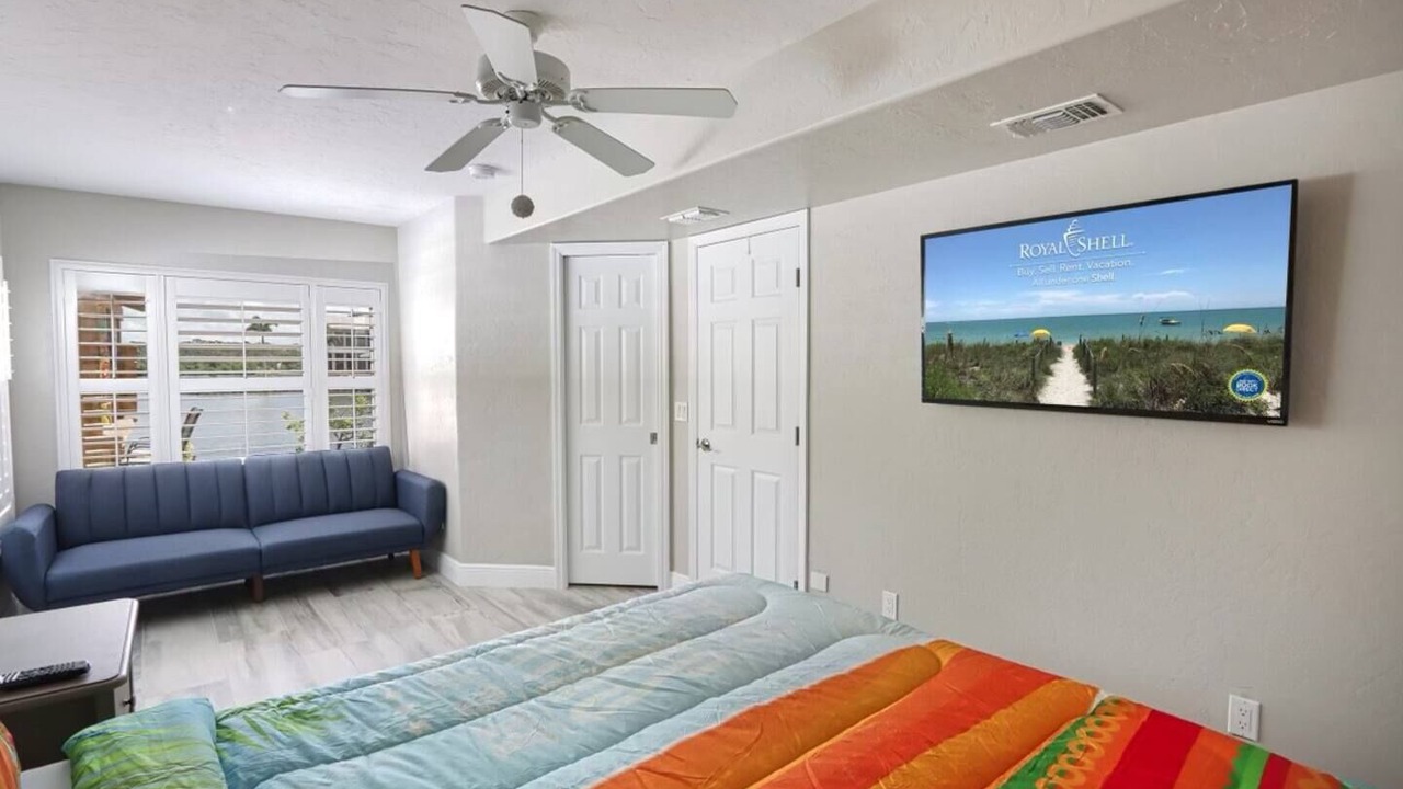 Photo of Bedroom in Fort Myers Shores