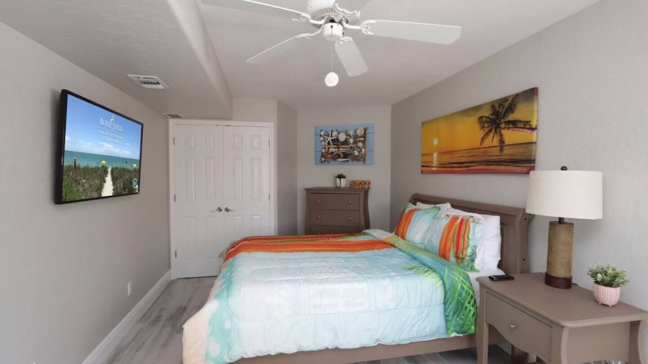 Photo of Bedroom in Fort Myers Shores