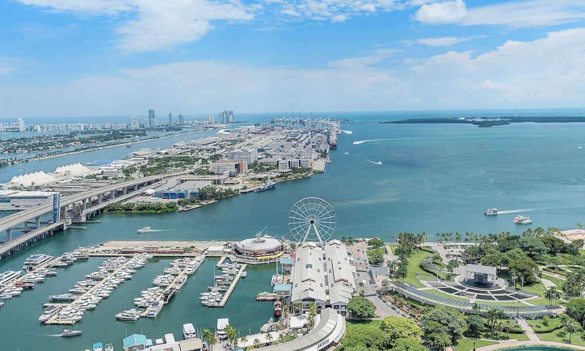 Photo of Outdoor in Downtown Miami