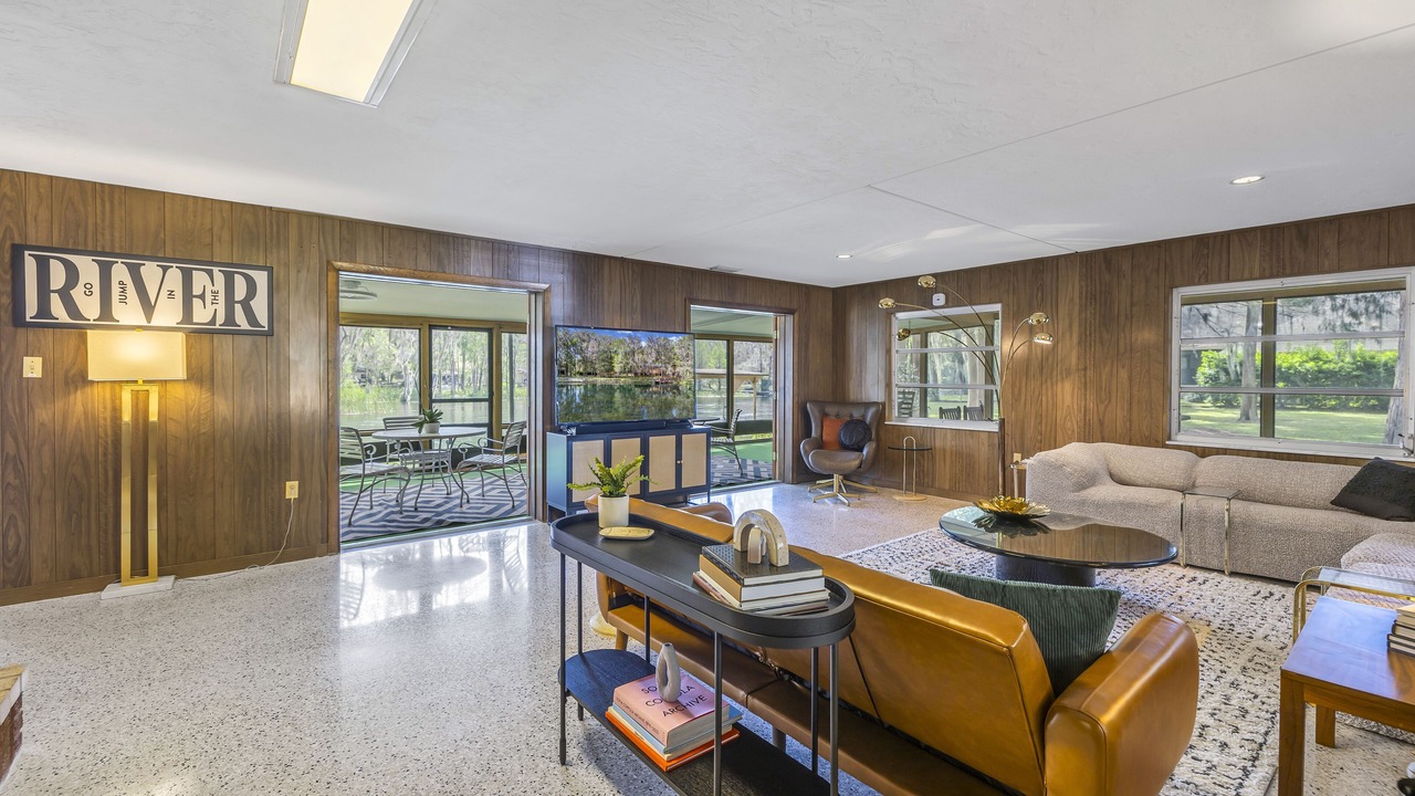 Photo of Livingroom in Dunnellon