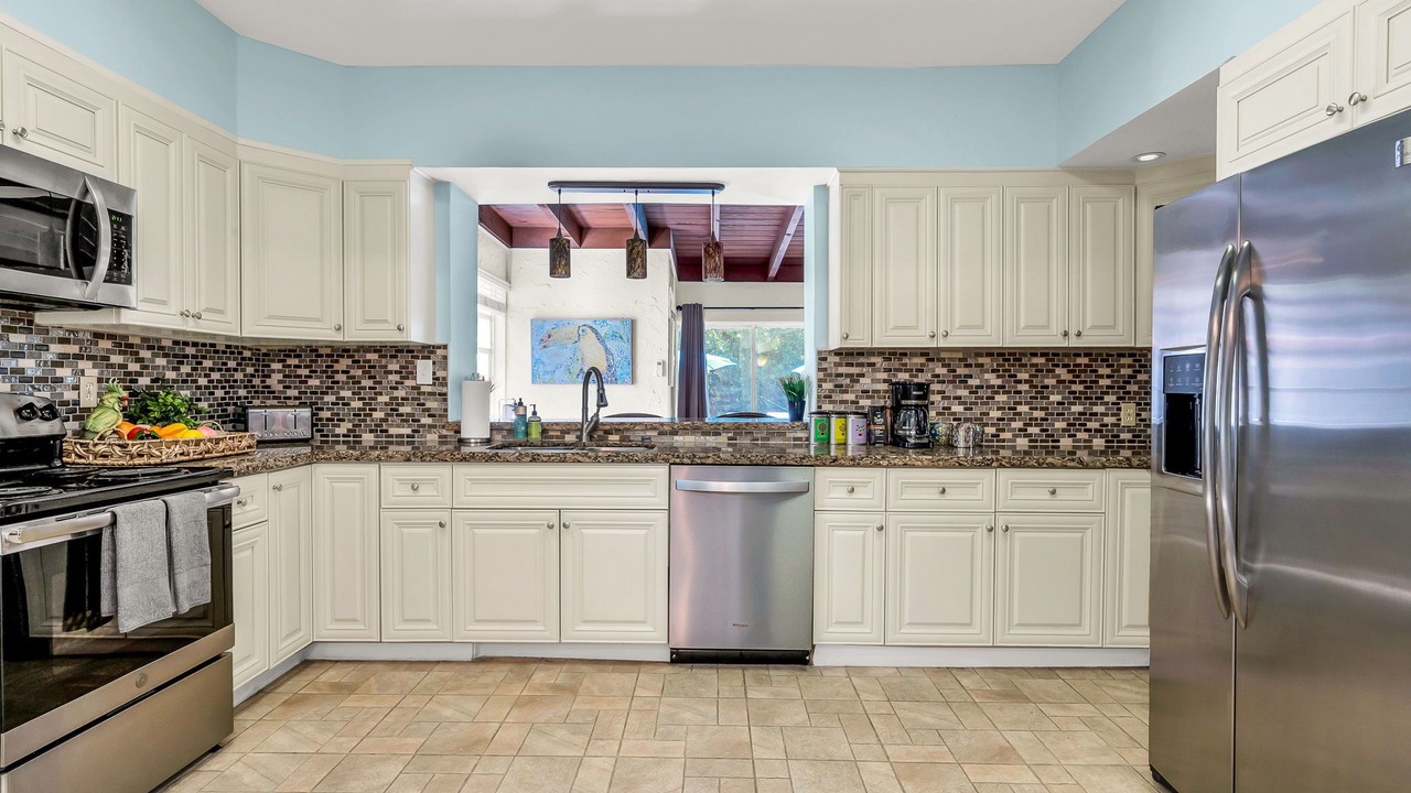 Photo of Kitchen in South Palm Park Neighborhood Association