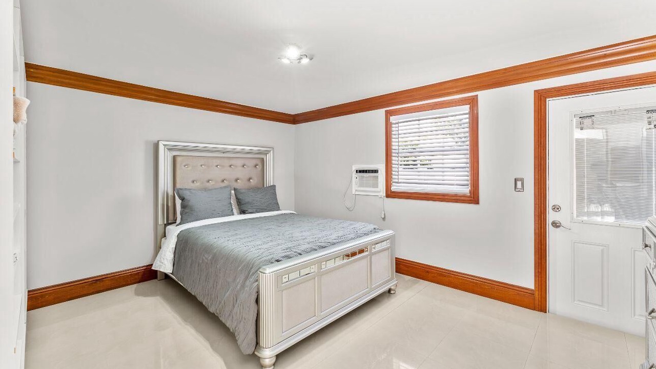 Photo of Bedroom in Sandalfoot Cove