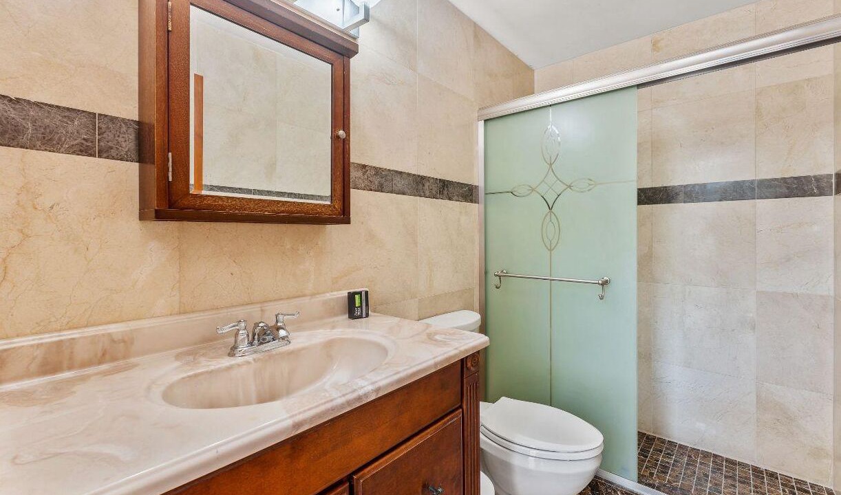 Photo of Bathroom in Sandalfoot Cove