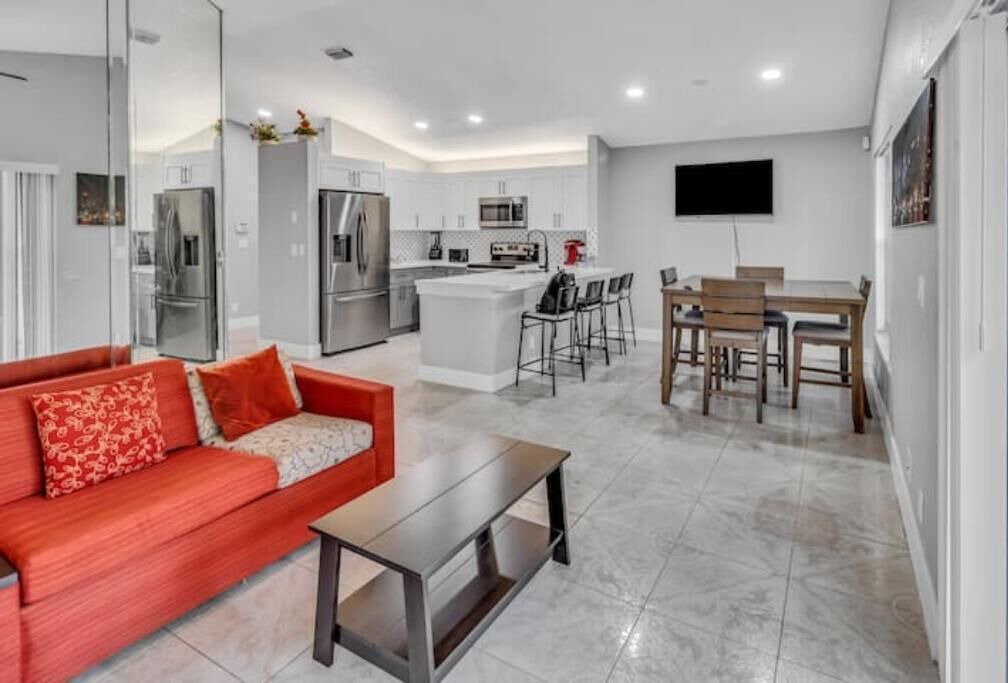 Photo of Livingroom in Survey Creek