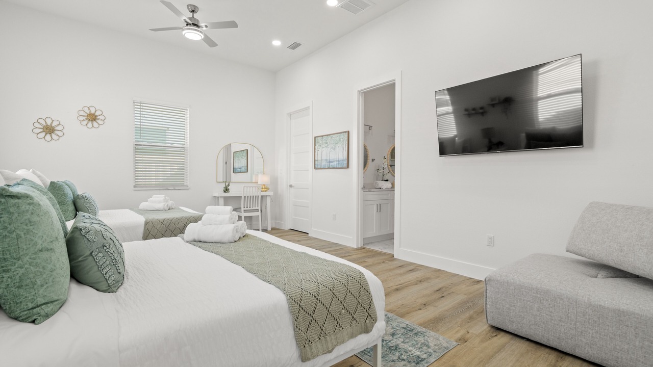 Photo of Bedroom in Carrollwood