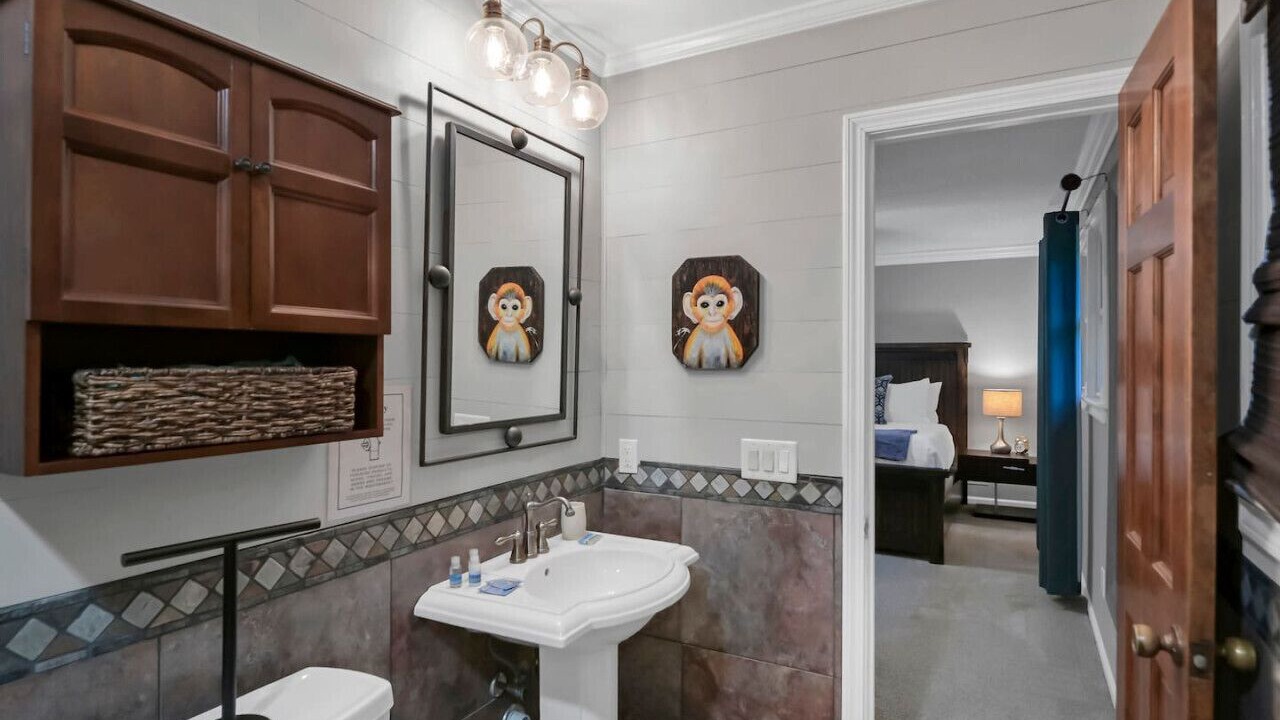 Photo of Bathroom in Harbison