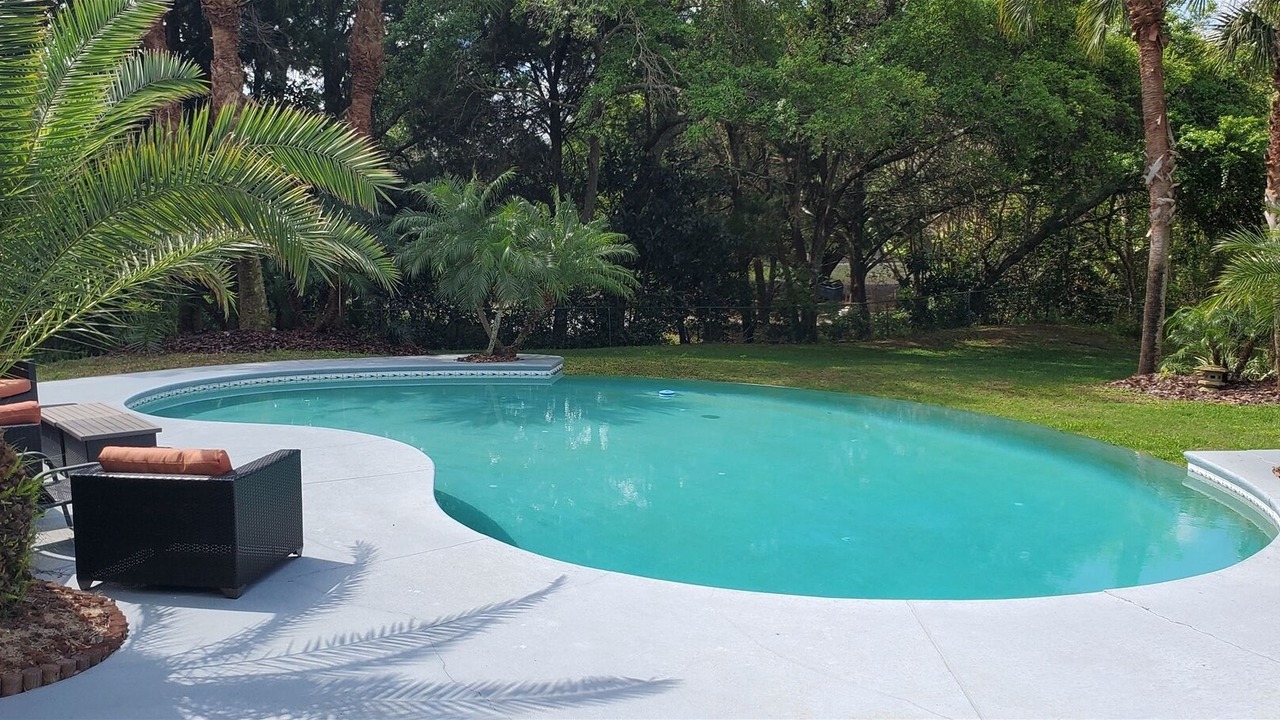 Photo of Outdoor in Groveland