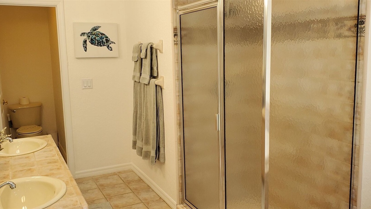 Photo of Bathroom in Groveland