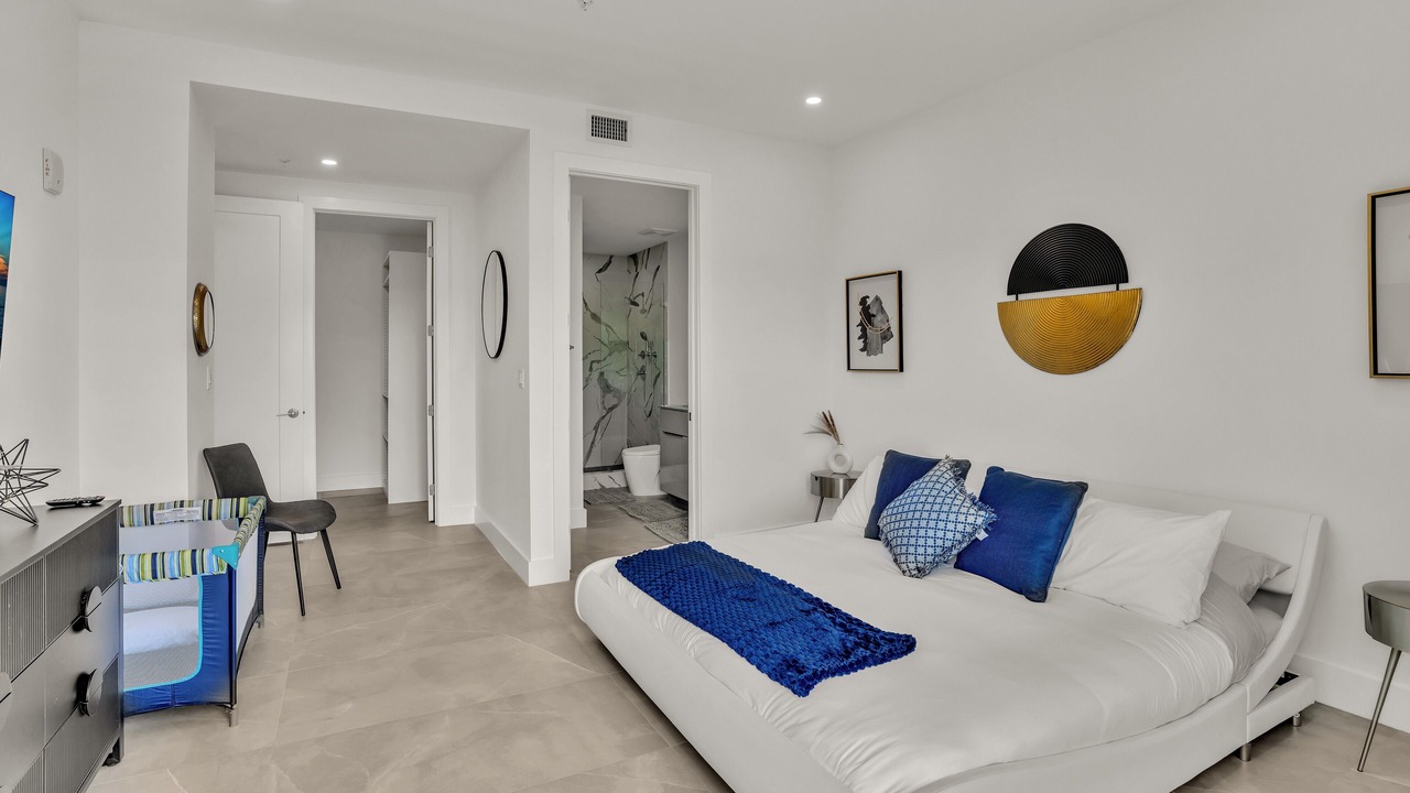 Photo of Bedroom in Harbordale
