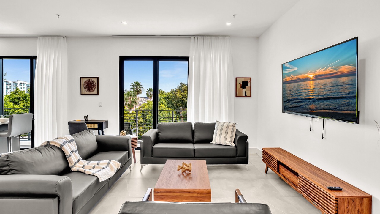 Photo of Livingroom in Harbordale