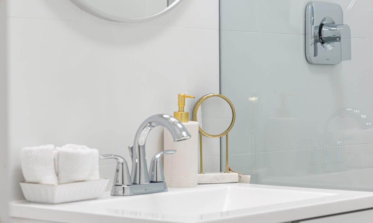 Photo of Bathroom in Hendricks and Venice Isles
