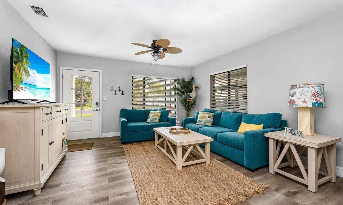 Photo of Livingroom in St. Petersburg - Clearwater