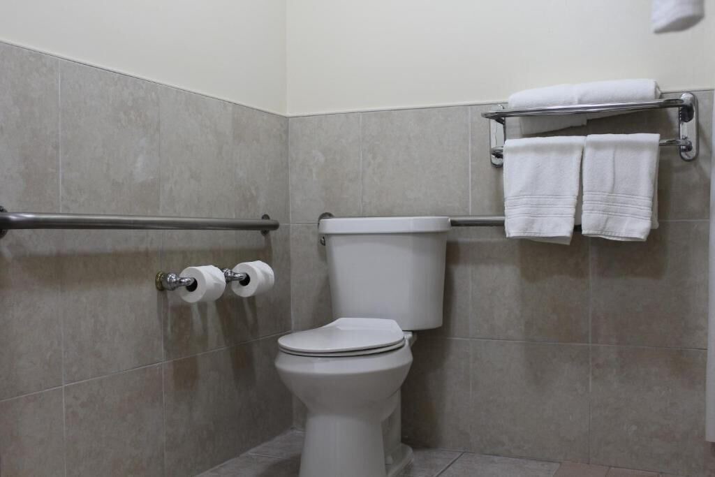 Photo of Bathroom in Florida City