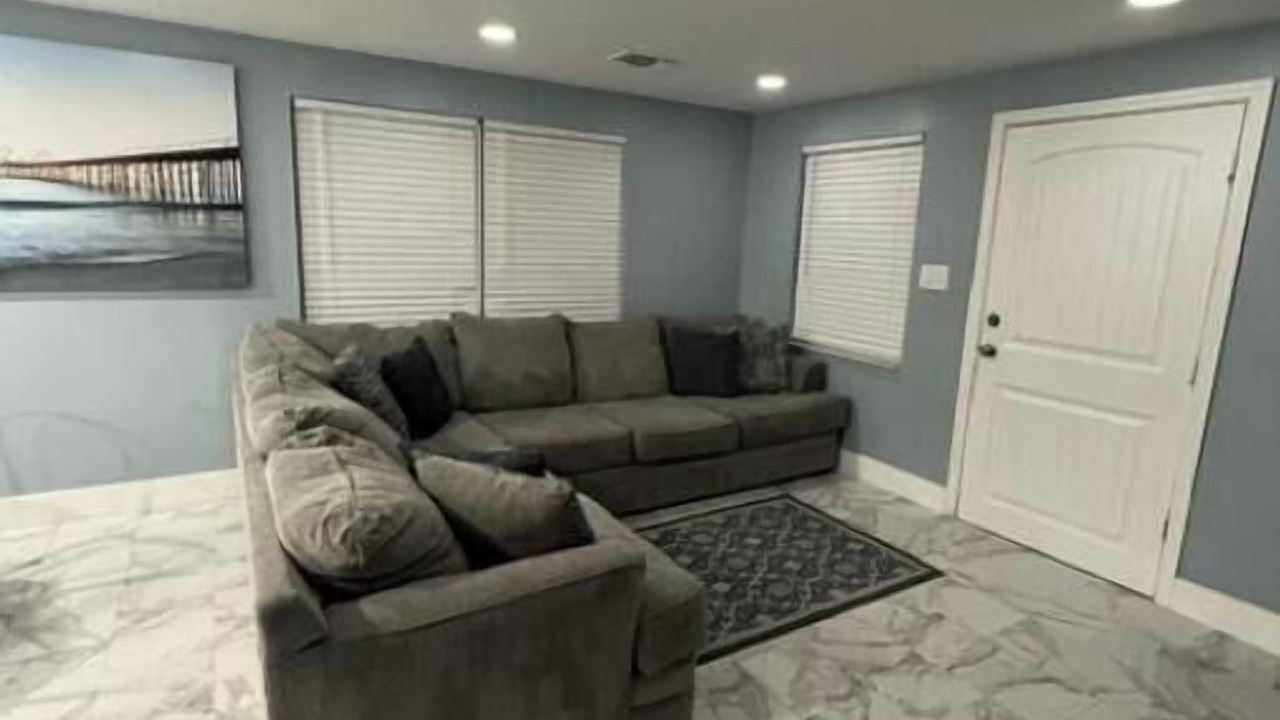 Photo of Livingroom in Moorings