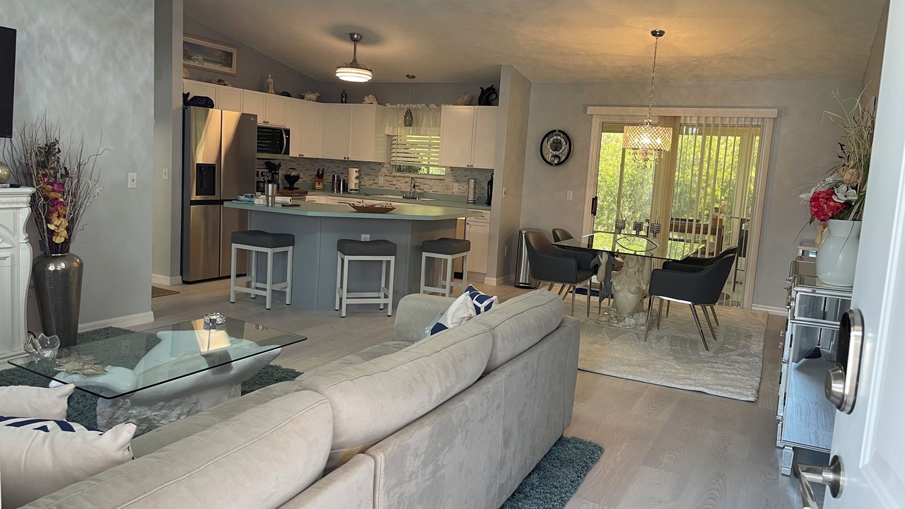 Photo of Livingroom in Lady Lake