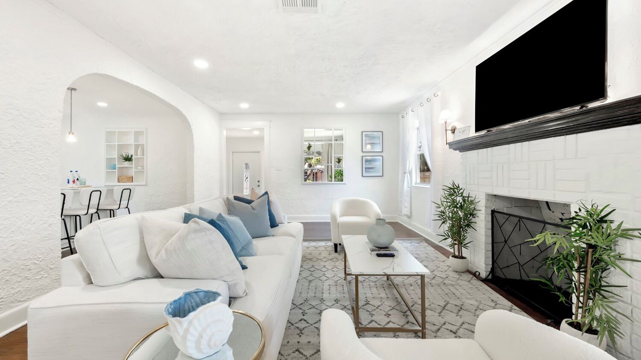 Photo of Bedroom in Flamingo Parks