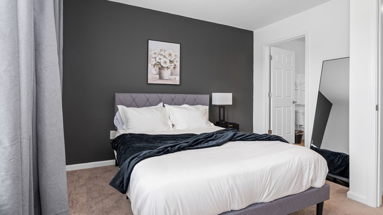 Photo of Bedroom in Baymeadows