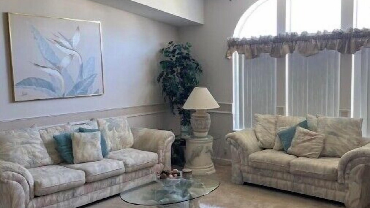 Photo of Livingroom in Moore Haven