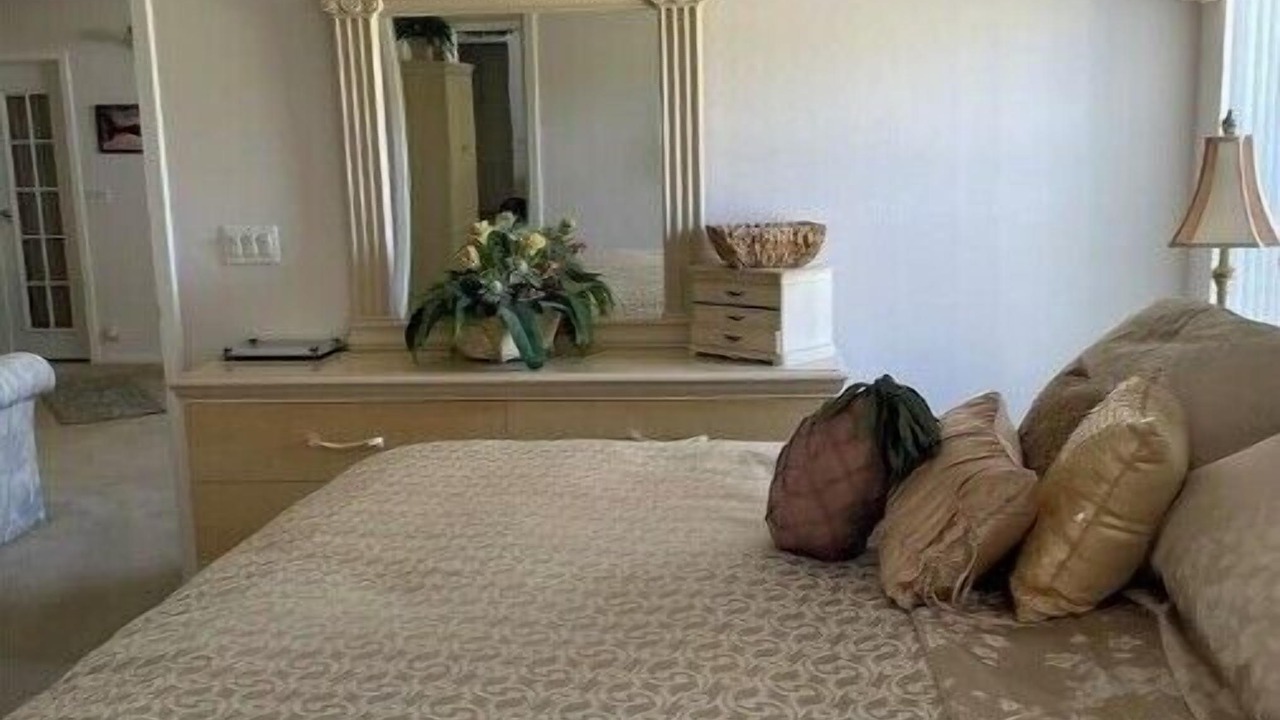 Photo of Bedroom in Moore Haven