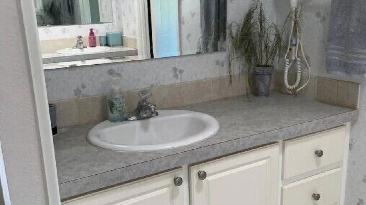 Photo of Bathroom in Moore Haven