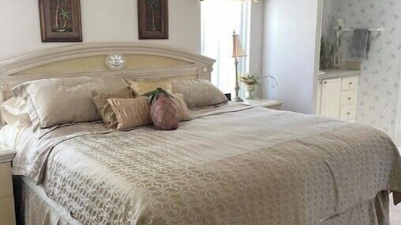 Photo of Bedroom in Moore Haven