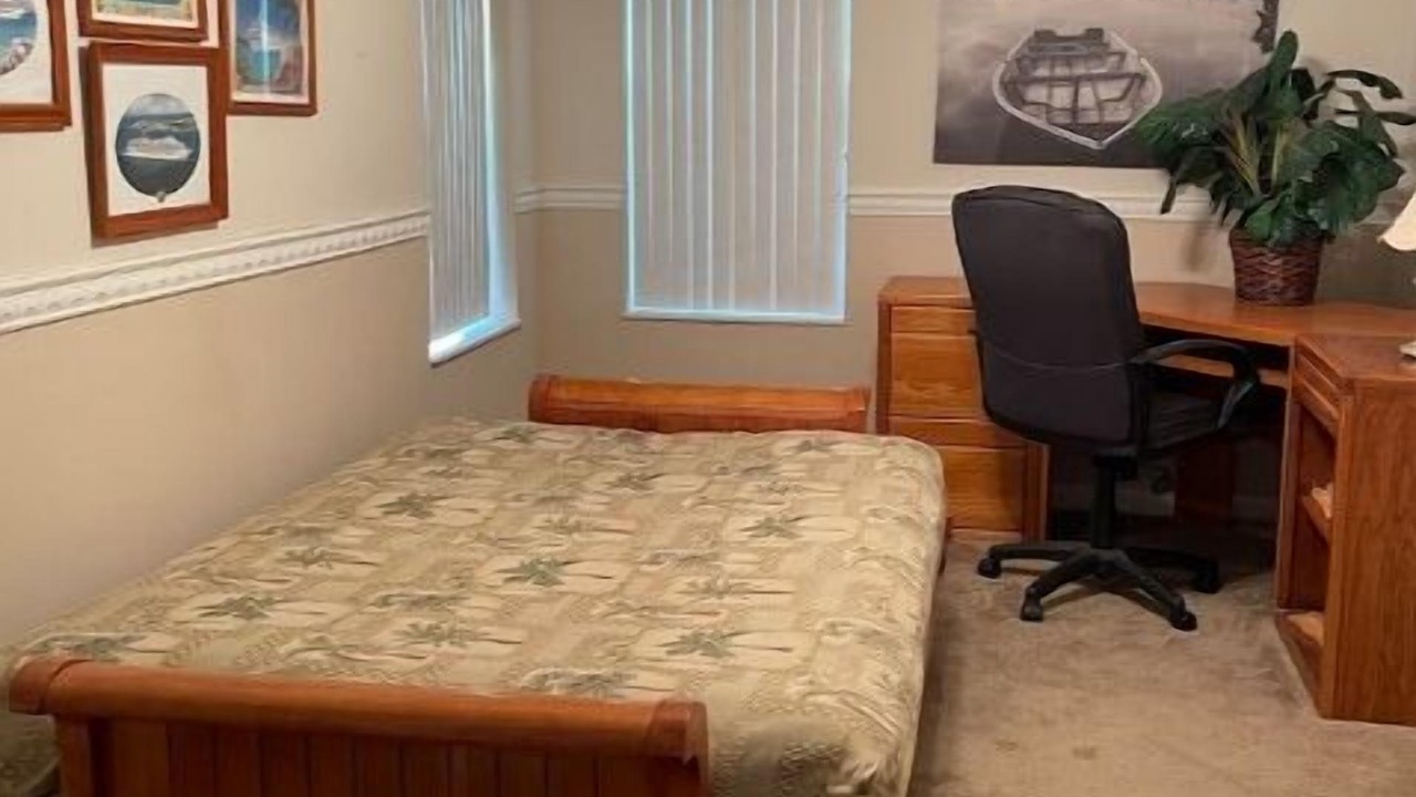 Photo of Bedroom in Moore Haven