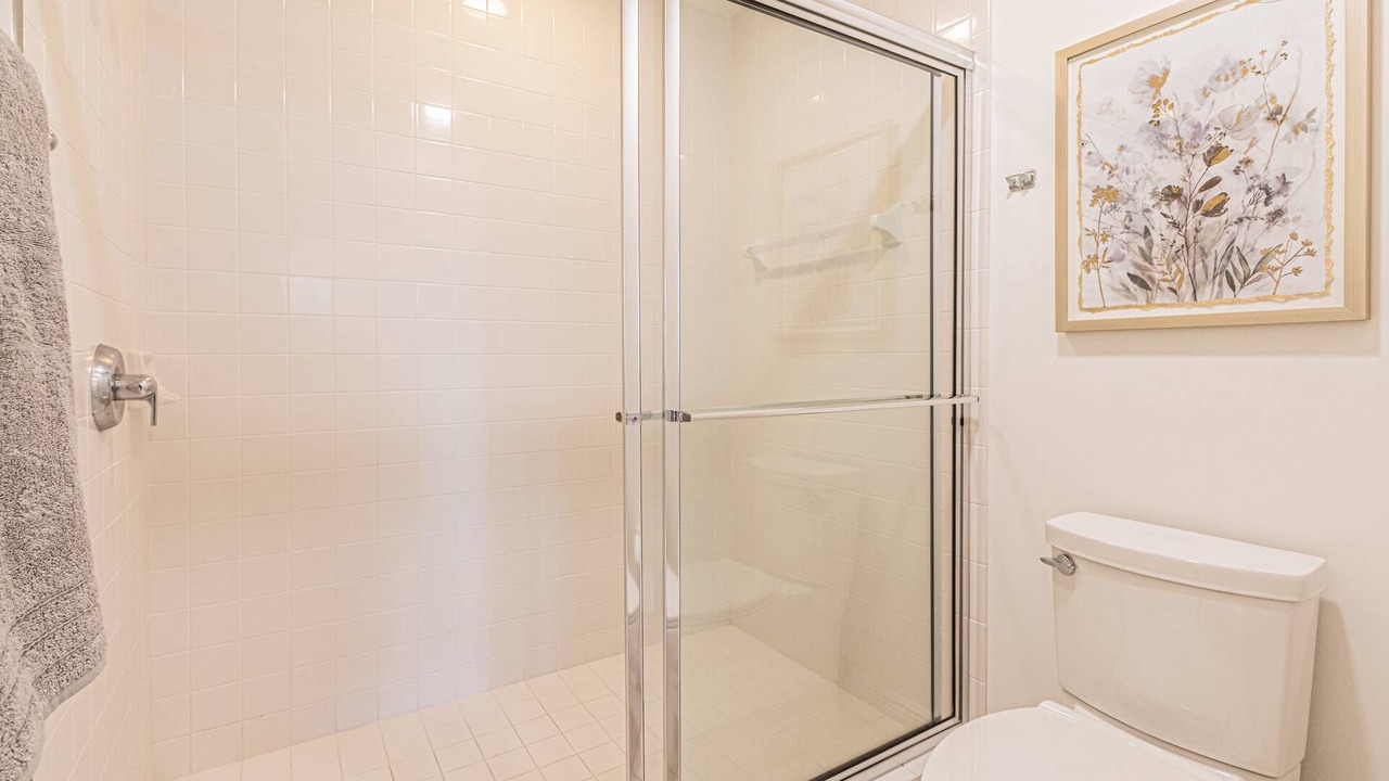 Photo of Bathroom in Vanderbilt Beach