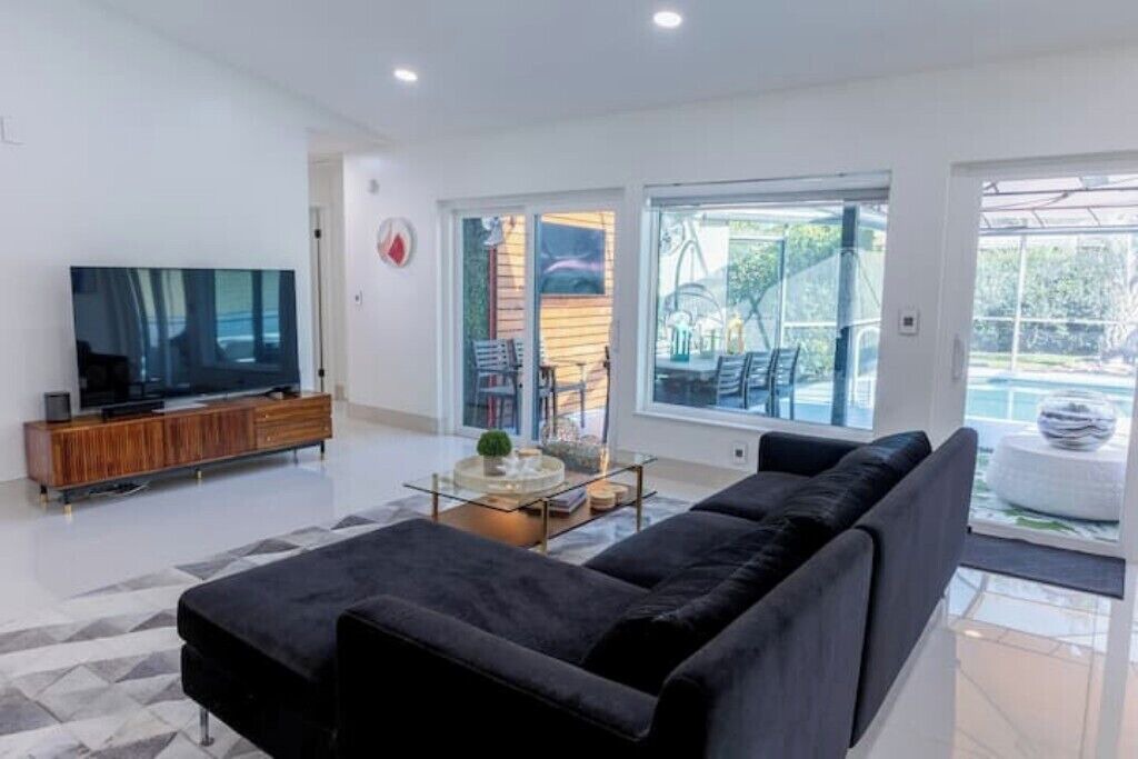 Photo of Livingroom in Carrollwood