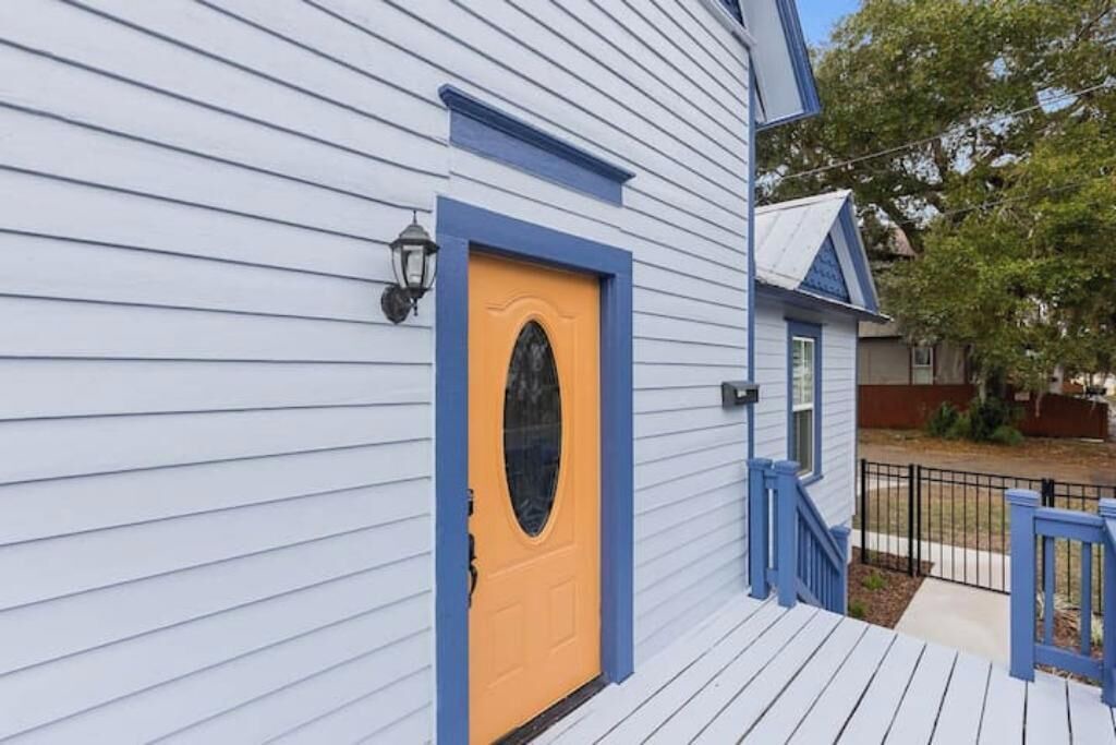 Photo of Outdoor in Urban Core