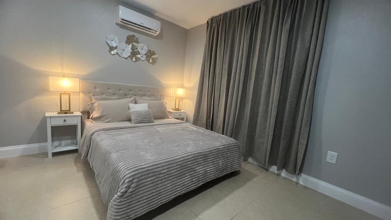 Photo of Bedroom in Lakeland Highlands