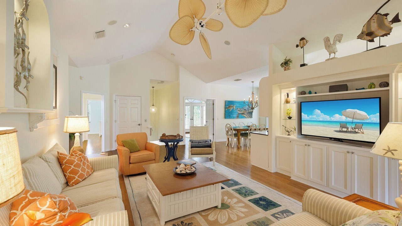 Photo of Livingroom in Anna Maria