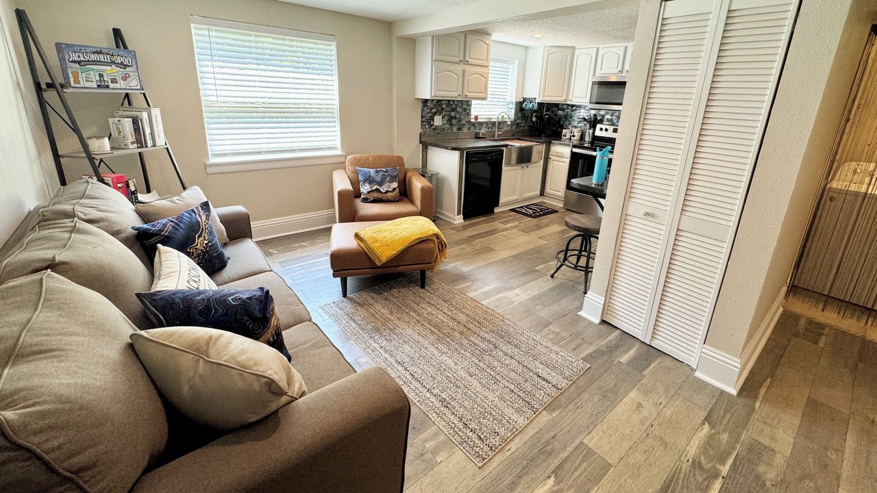 Photo of Livingroom in Urban Core