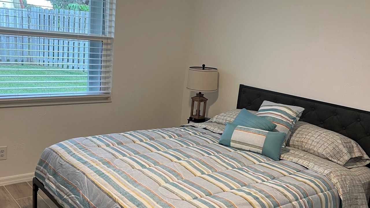 Photo of Bedroom in Fairwinds Estates
