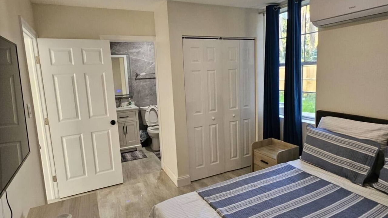 Photo of Bedroom in Valrico