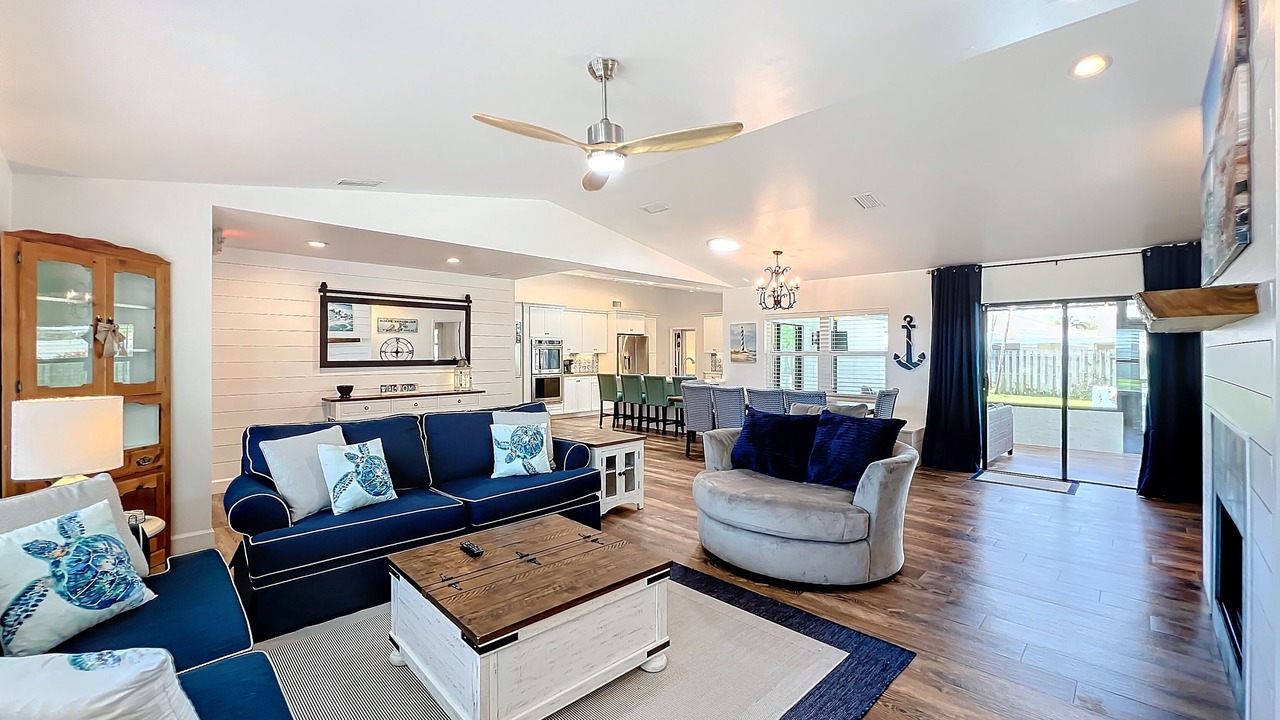 Photo of Livingroom in Melbourne Beach