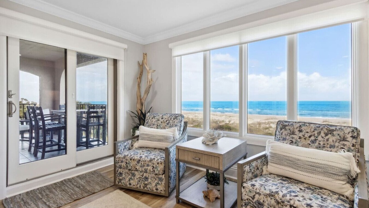 Photo of Livingroom in Fernandina Beach