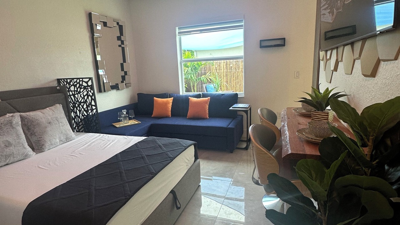 Photo of Bedroom in Ludlam