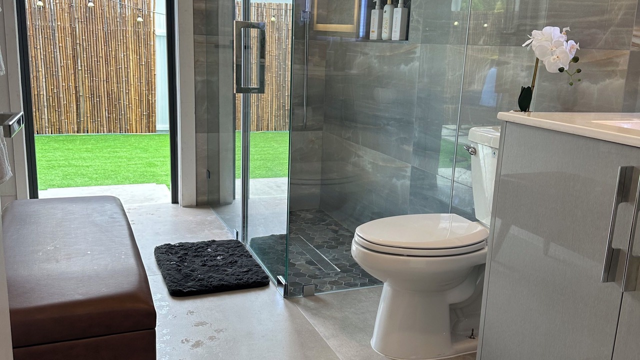 Photo of Bathroom in Ludlam