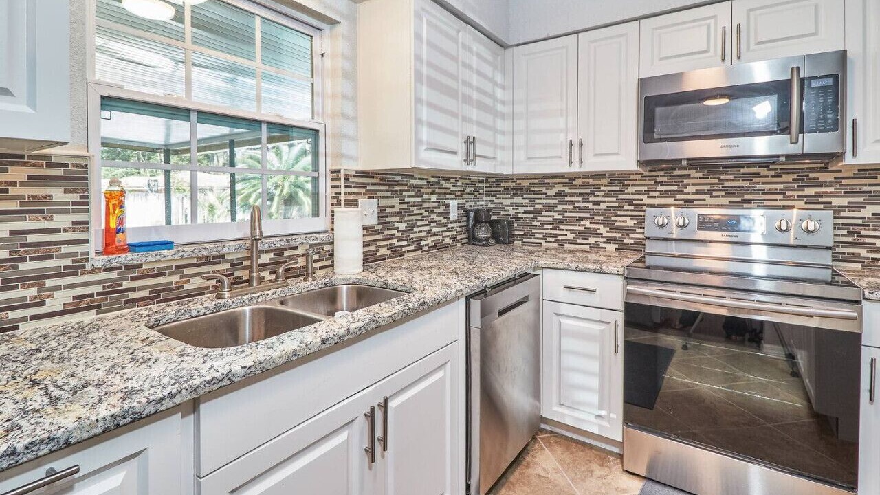 Photo of Kitchen in Temple Crest