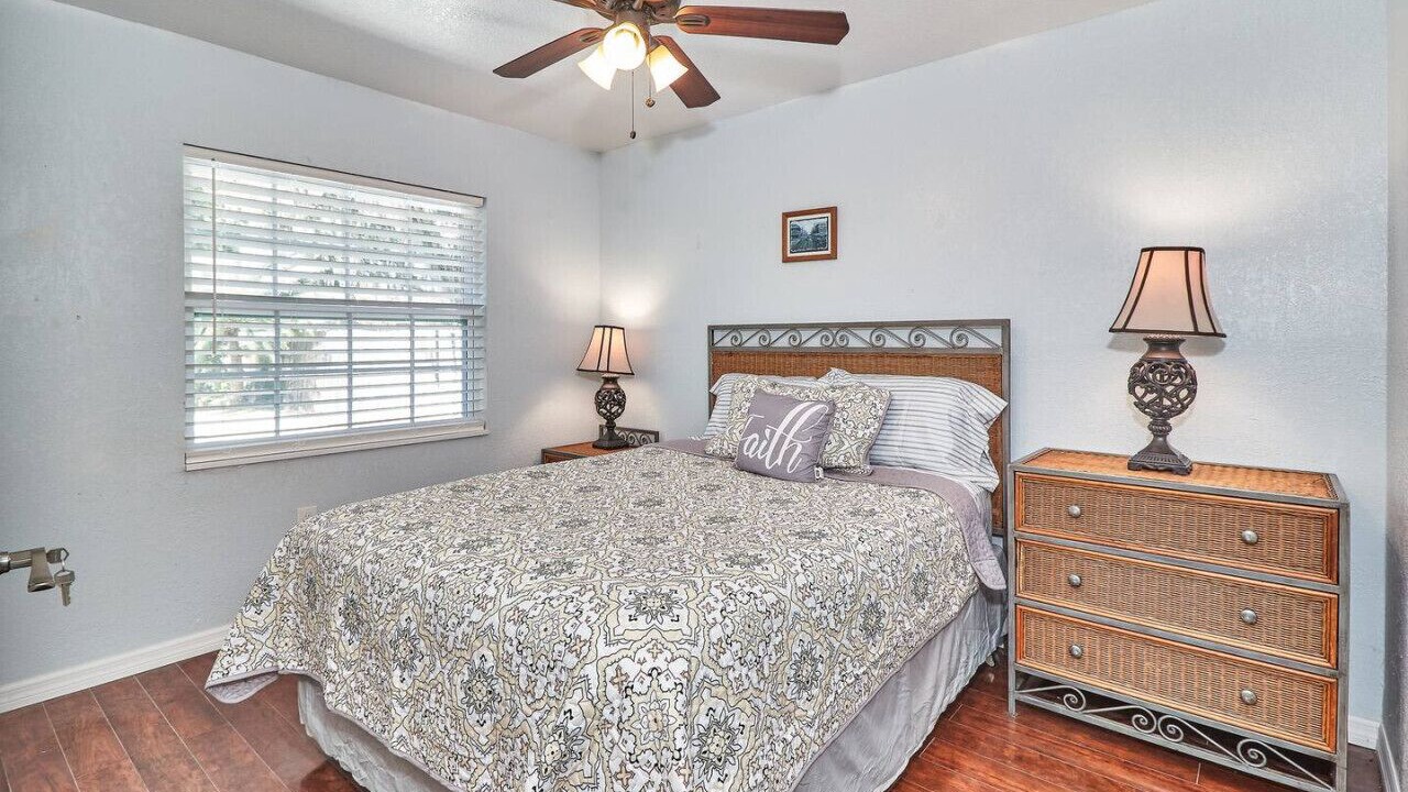 Photo of Bedroom in Temple Crest
