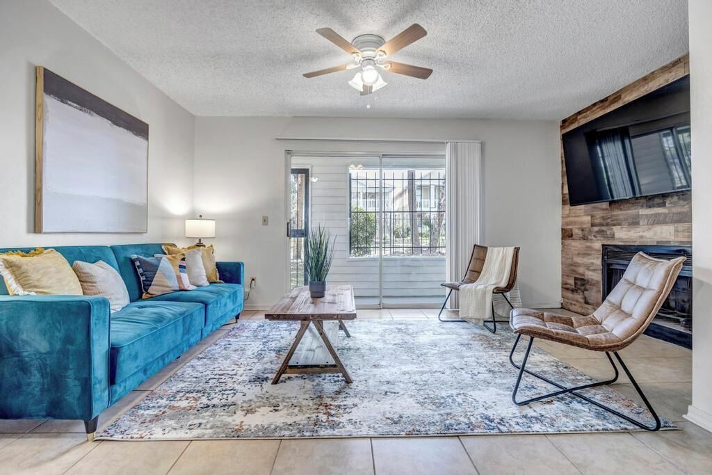 Photo of Livingroom in Springfield