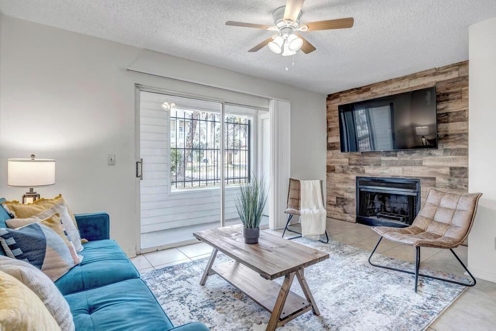 Photo of Livingroom in Springfield