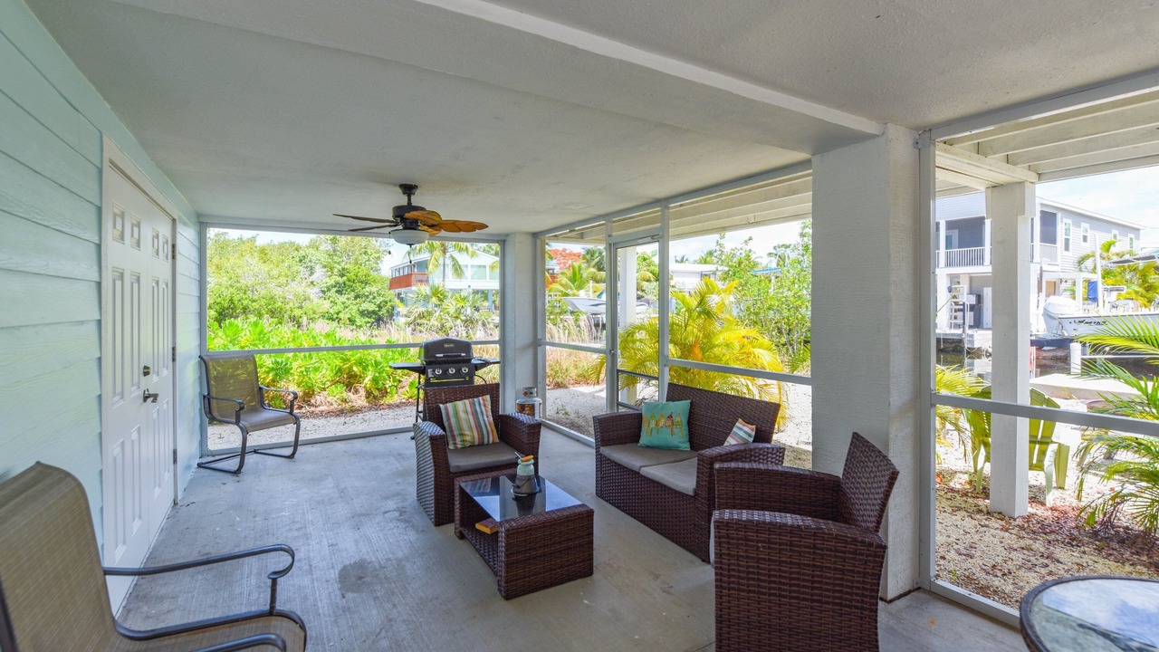 Photo of Patio Balcony in Breezeswept Beach Estates