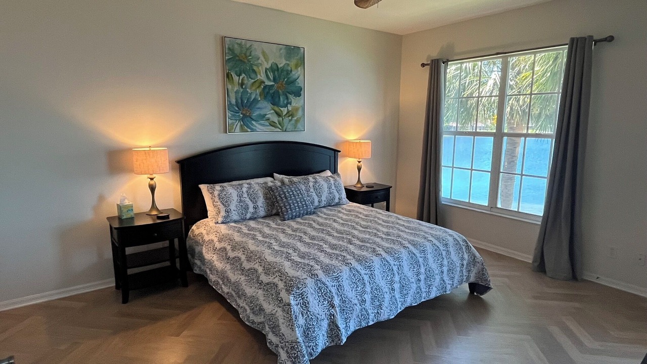 Photo of Bedroom in Crown Pointe