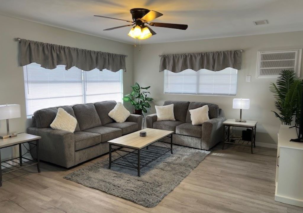 Photo of Livingroom in Pine Ridge
