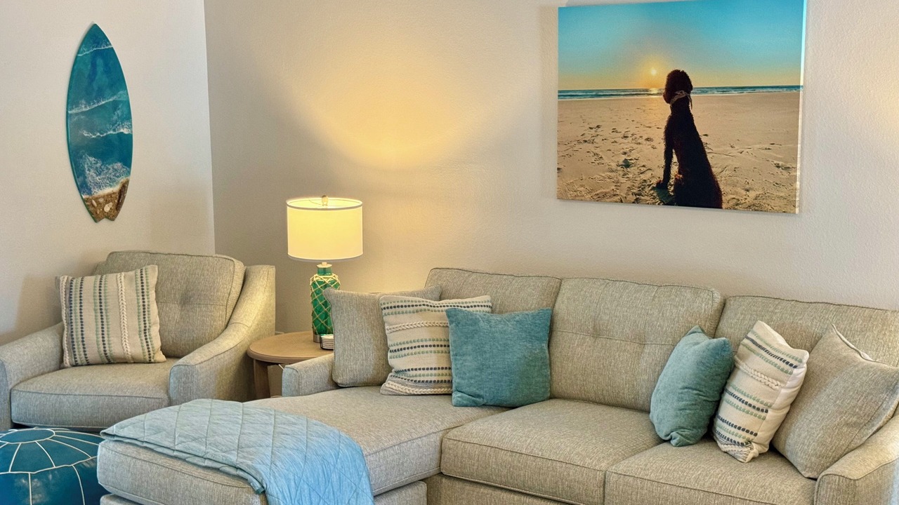 Photo of Livingroom in Marineland Acres