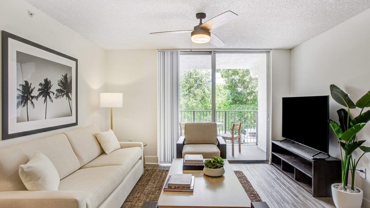 Photo of Livingroom in Davie
