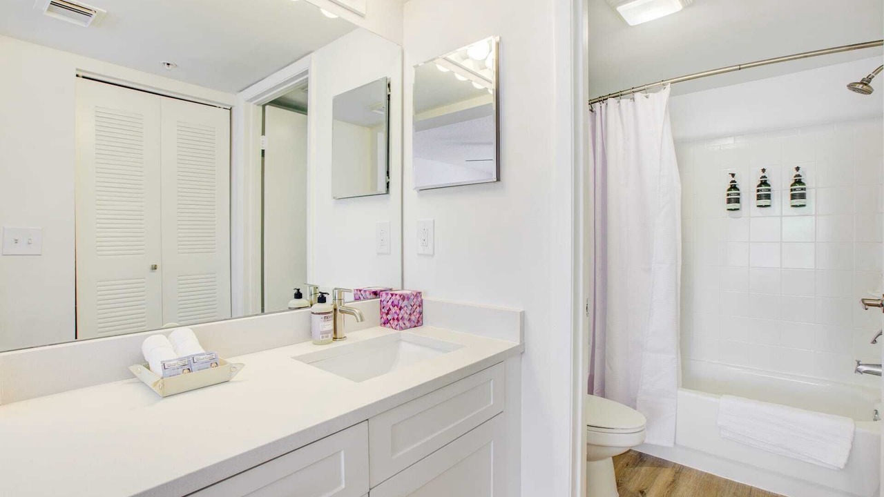 Photo of Bathroom in Davie