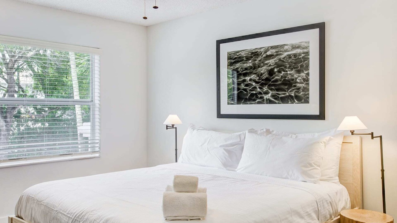 Photo of Bedroom in Davie